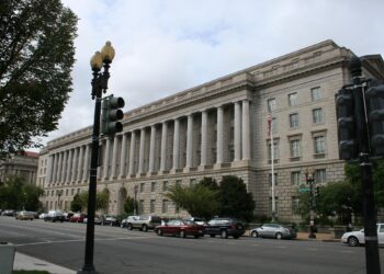IRS Pushes Back on Cannabis Tax Refunds as Rescheduling Reshapes 280E Fight